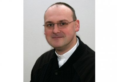 Beseda s generálním vikářem P. Stanislavem Přibylem o majetkovém vyrovnání Beseda s generálním vikářem P. Stanislavem Přibylem o majetkovém vyrovnání